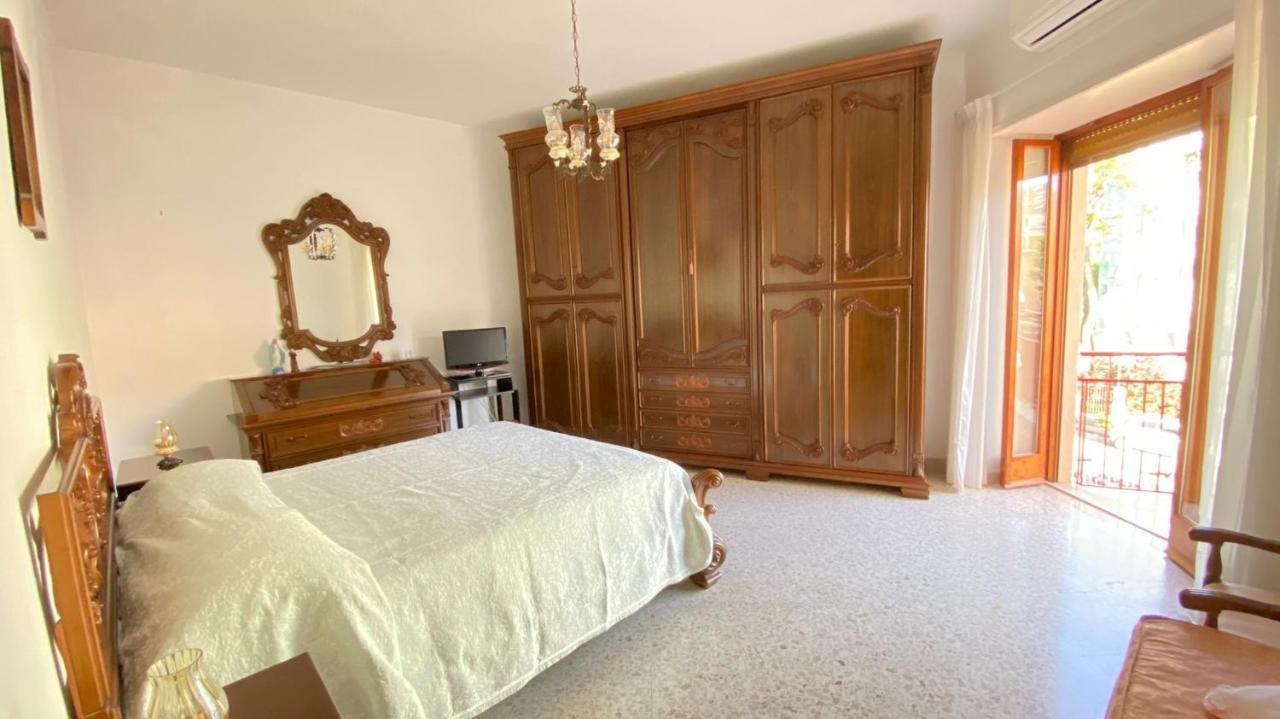 Appartamento Casa Silla Sorrento Esterno foto