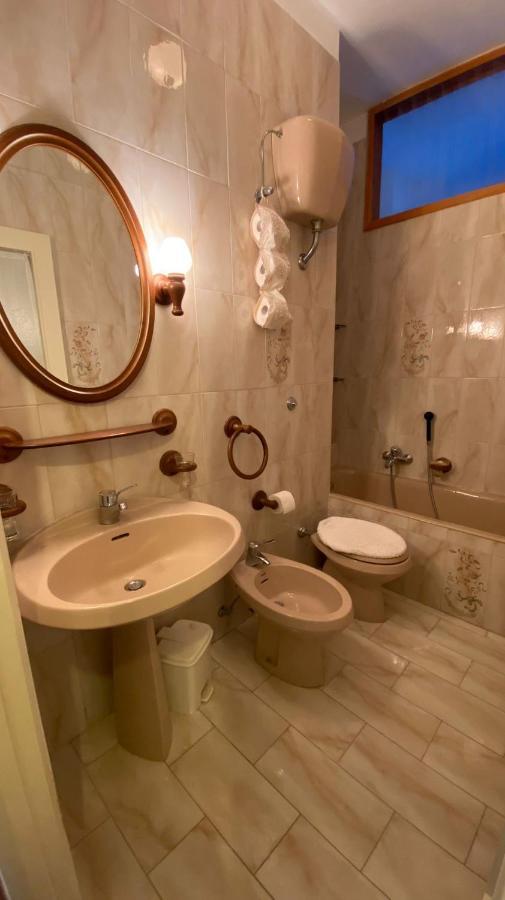 Appartamento Casa Silla Sorrento Esterno foto